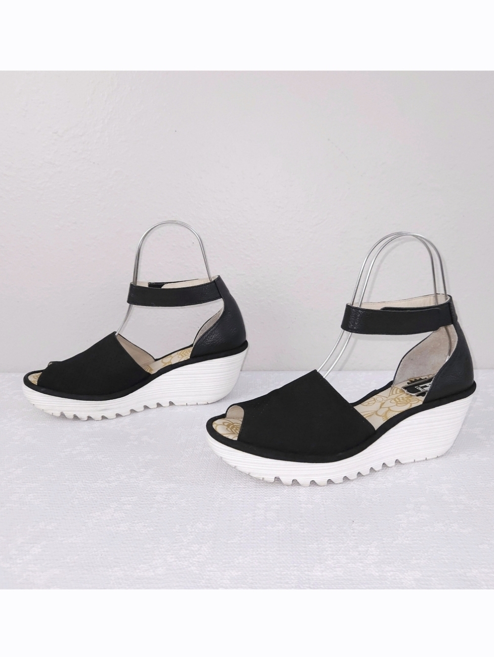 FLY LONDON Yake Wedge Peep-Toe Platform Sandals US 9 Perforated Pumps